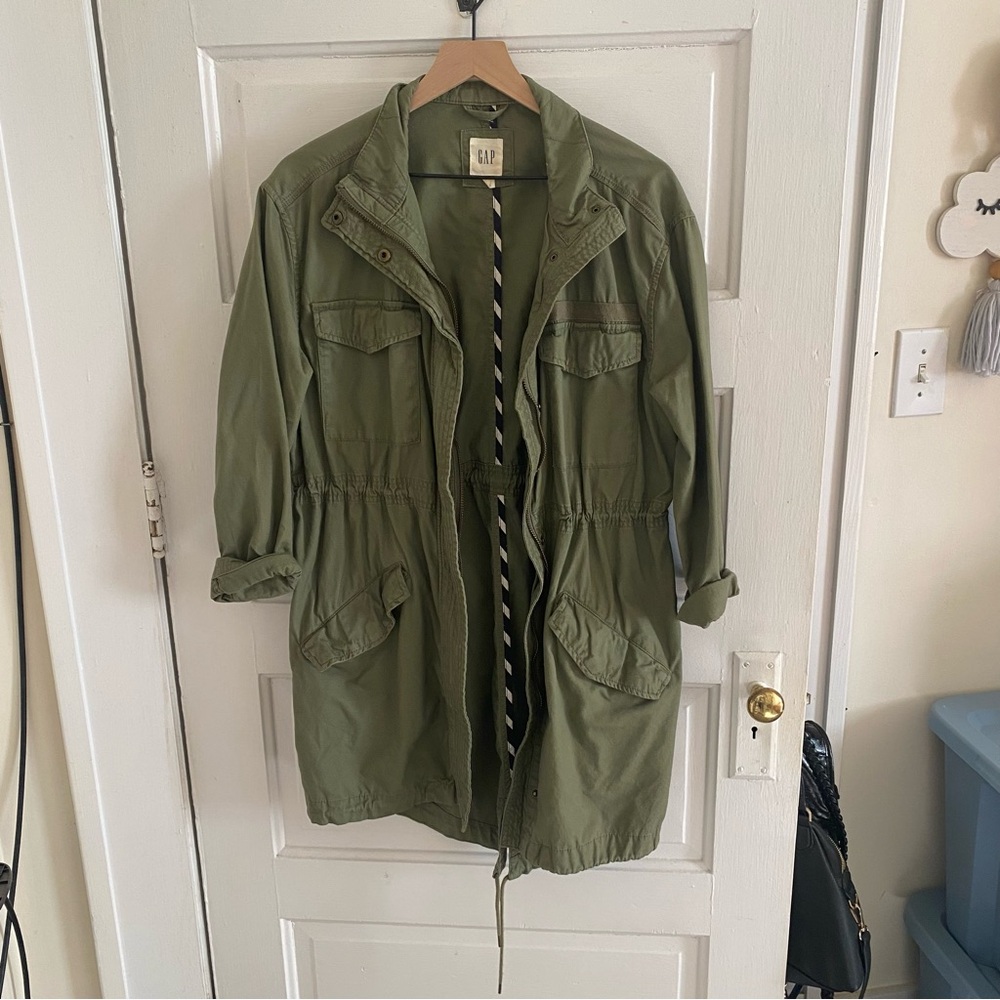 gap green zip up lightweight parka jacket size s small